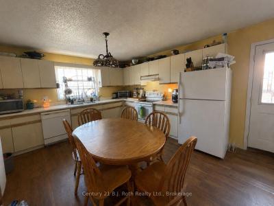 59 THERRIEN COURT, Penetanguishene, Ontario L9M 1P6, Canada