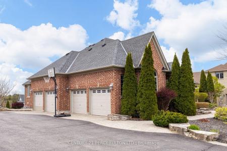 19 WILSON HOUSE DRIVE, Whitby, Ontario L0B 1A0, Canada