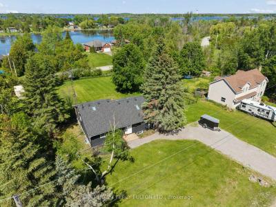 1935 PRATT'S MARINA ROAD, Selwyn, Ontario K0L 2H0, Canada