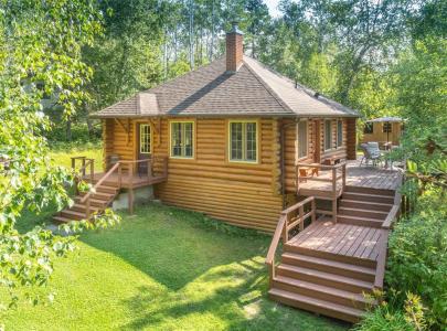238 WASAGAMING DRIVE, Clear Lake, Manitoba R0J 1N0, Canada