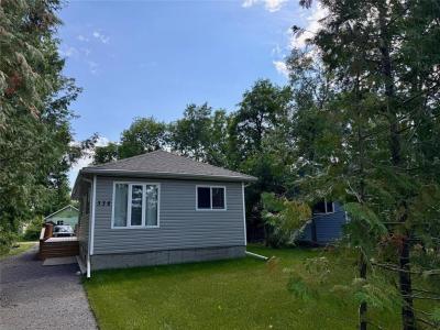 338 EPSILON AVENUE, Winnipeg Beach, Manitoba R0C 3G0, Canada