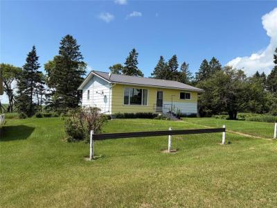 153135 66 NORTH ROAD NORTH, Virden, Manitoba R0M 2C0, Kanada