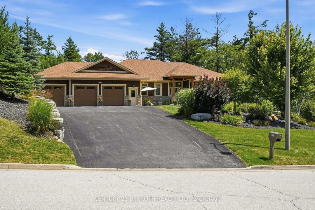 2055 FOREST VALLEY DRIVE, Innisfil, Ontario L9S 4A4, Canada