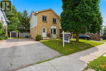 33 ASHLEY CRESCENT, London South (south X), Ontario N6E 3P7, Canada
