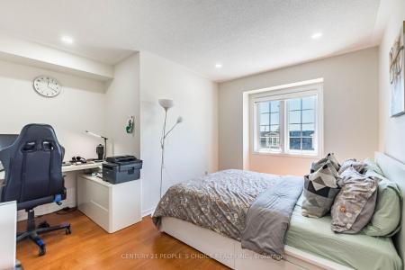 435 HENSALL CIRCLE, Mississauga, Ontario L5A 4P1, Canada