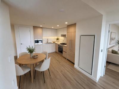 2135 SPRINGER AVE, Burnaby, British Columbia V5B 0C1, Canada