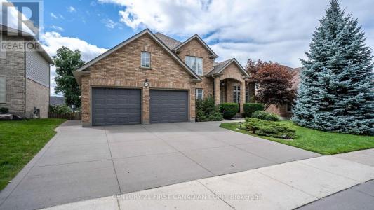 114 LONGVIEW COURT, London South (south K), Ontario N6K 4J1, Canadá