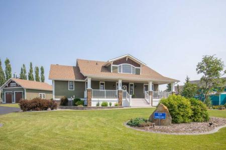 539 SUMMER CRESCENT, Rural Ponoka County, Alberta T0C 2J0, Canada