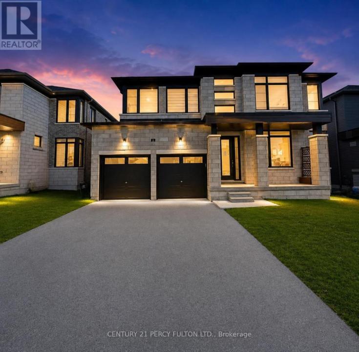 10 ROSANNE CIRCLE, Wasaga Beach, Ontario L9Z 0N4, Canada