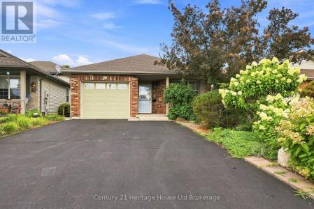 26 PEACH STREET, Tillsonburg, Ontario N4G 5N6, Canada