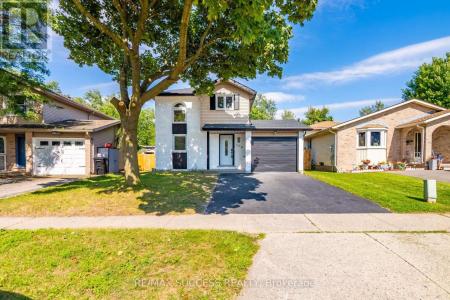 306 SEKURA STREET, Cambridge, Ontario N1R 7V8, Kanada