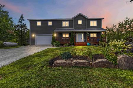 43 JUNIPER WAY, Hubley, Nova Scotia B3Z 1A7, Canada