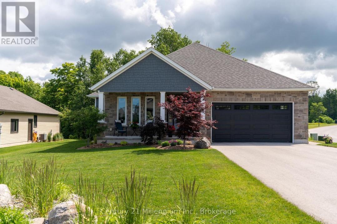 401 ALGOMA CRESCENT, Georgian Bluffs, Ontario N0H 1S0, Canada