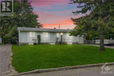 1512 BLACKHEATH STREET NORTH, Ottawa, Ontario K1E 1K7, Canada