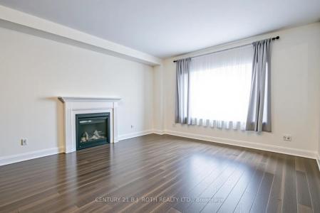 5 CYPRESS POINT STREET, Barrie, Ontario L4N 6J9, Canada