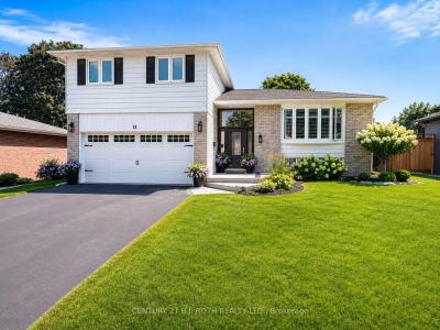 13 CLOVER AVENUE, Barrie, Ontario L4N 3M7, Canada