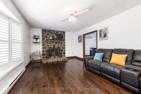 20430 BATHURST STREET, East Gwillimbury, Ontario L9N 1P5, Canada