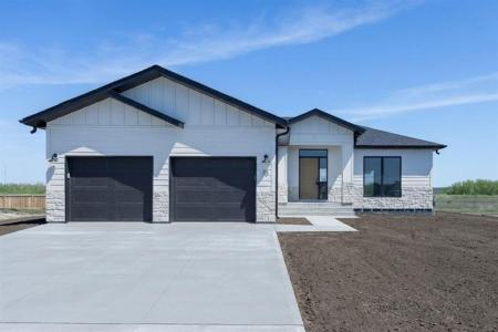 53 CARIBOU BAY, Steinbach, Manitoba R5G 0Z4, Canadá