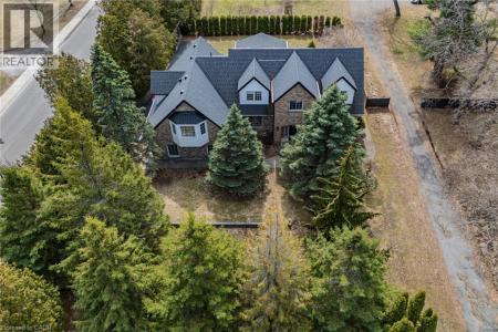 208 VICTORIA STREET, Simcoe, Ontario N3Y 4K2, Canada