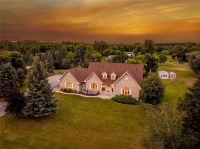 9 MICHAEL BAY, St Andrews, Manitoba R1A 2Z8, Canada