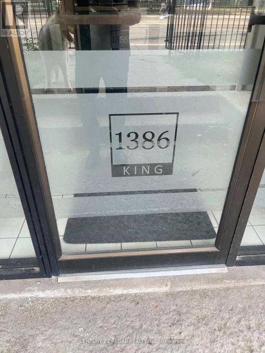 1384 KING STREET WEST, Toronto (south Parkdale), Ontario M6K 1H5, Canada
