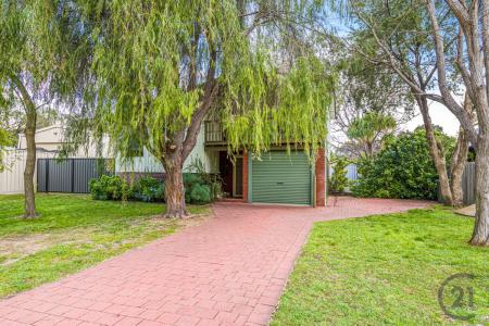 26 Koolyanga Place, Greenfields, WA 6210, Australia