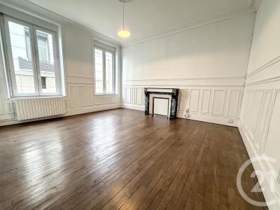 Reims, Champanha-Ardenas 51100, França