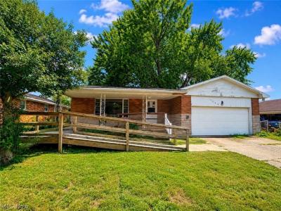 1809 Rockland Avenue, Belpre, Ohio 45714, USA