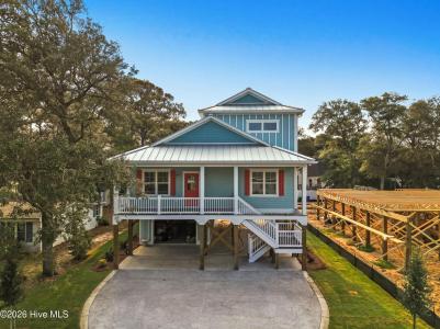 110 NE 41st Street, Oak Island, North Carolina 28465, USA