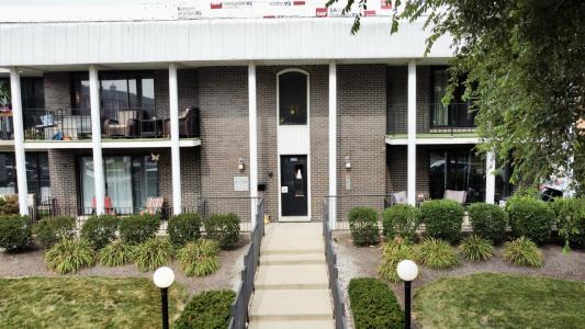 9800 S Karlov Avenue , 2D, Oak Lawn, Illinois 60453, Stati Uniti