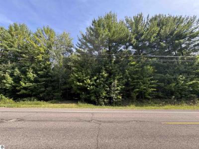 1205 S Garfield Road, Traverse City, Michigan 49696, USA