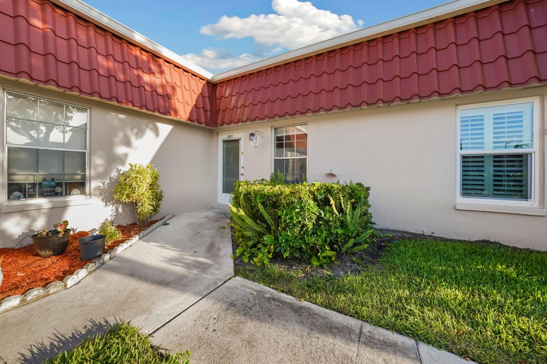 270 Cape Cod Circle #B, Lake Worth, Florida 33467, HOA KỲ