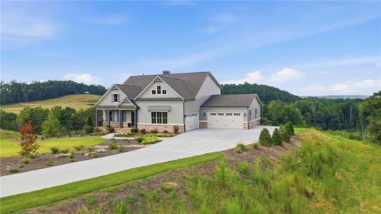 5352 Price, Gainesville, Georgia 30506, USA