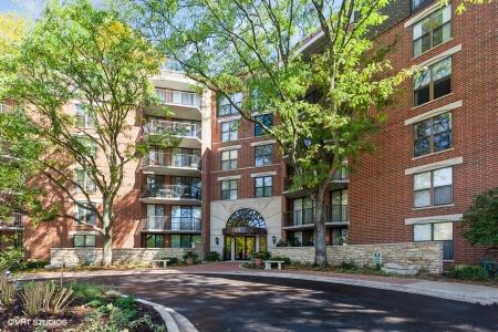 509 Aurora Avenue , 614, Naperville, Illinois 60540, USA