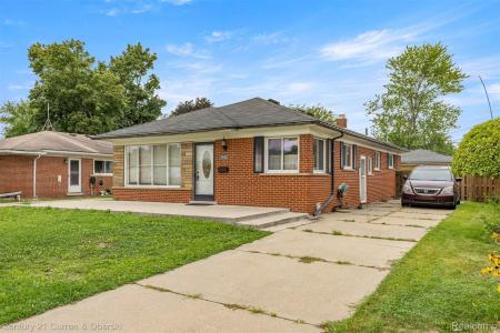 25542 W Warren Street, Dearborn Heights, Michigan 48127, USA