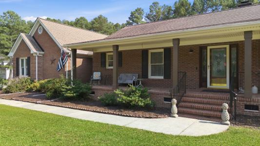 7100 Deer Brook Street, Willow Springs, North Carolina 27592, USA