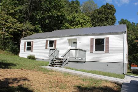 78 College St, Erin, Tennessee 37061, USA