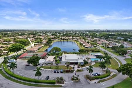 2186 SW 16th Circle Circle, Deerfield Beach, Florida 33442, USA