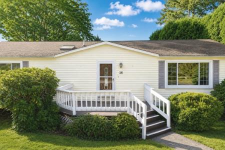 18 Birch St, Rockland, Massachusetts 02370, USA