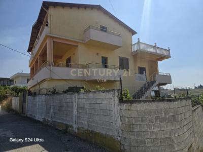 Plazh |##| Shkallnur |##| Arapaj, Durrës, Albania