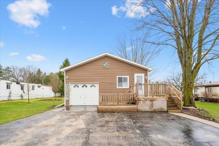 25 FOURTH AVENUE, Wellington North, Ontario N0G 2K0, Canada