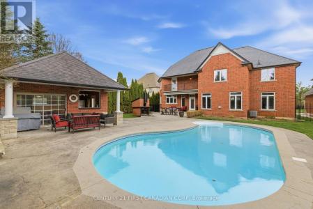 7222 CLAYTON WALK, London South (south V), Ontario N6P 1W1, Kanada