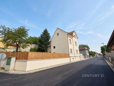 Jaroslava Elznice, Kladno, Kladno 27309, Czech Republic