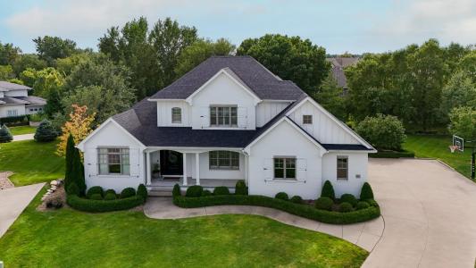3102 162nd Street, Urbandale, Iowa 50323