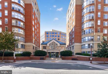 3830 9th Street N , 207W, Arlington, Virginia 22203, USA