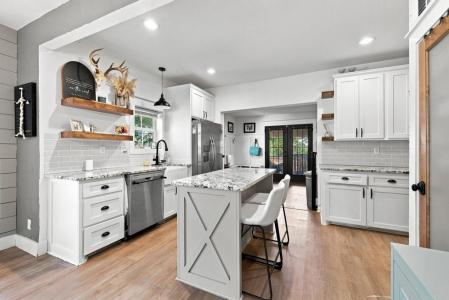 405 E College, Gunter, Texas 75058, Estados Unidos