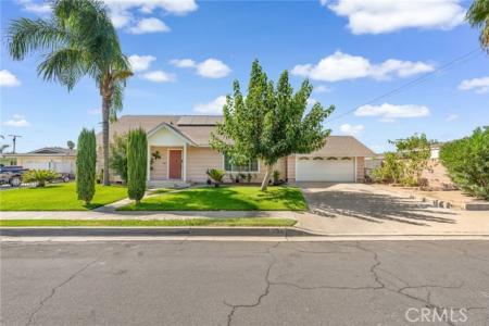 535 E Valencia Street, Rialto, California 92376, Estados Unidos