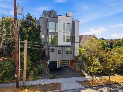 1317 N 44th Street #A, Seattle, Washington 98103, Estados Unidos