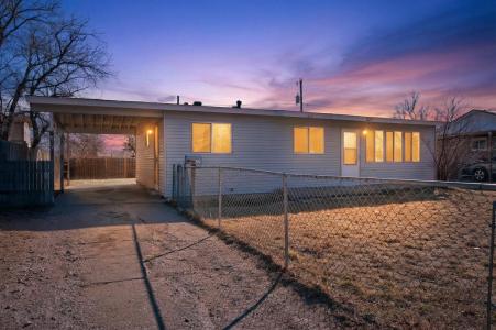 221 Desmet Dr, Cheyenne, Wyoming 82007, USA