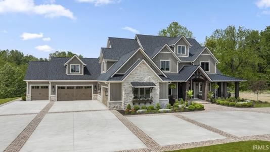569 Outline Trail, Huntertown, Indiana 46748, USA